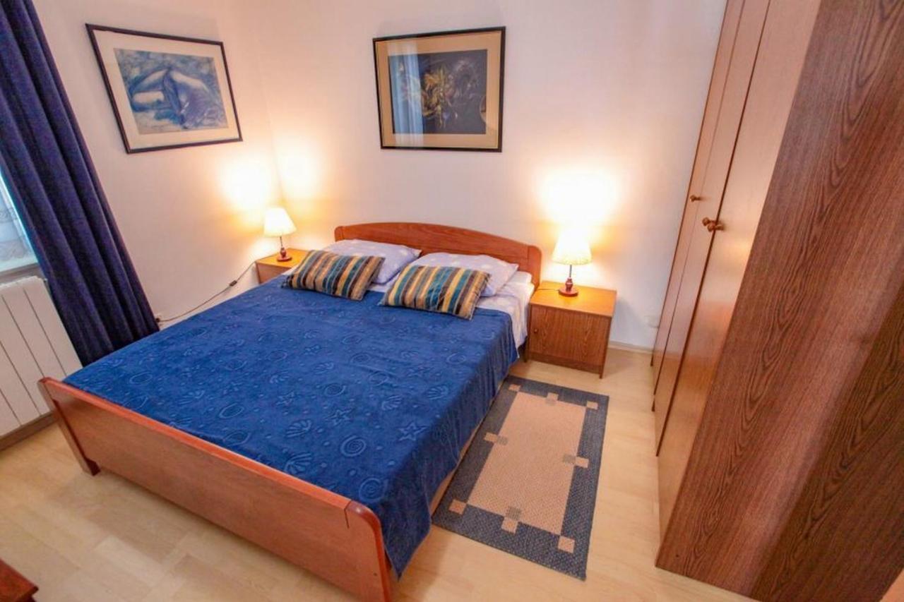 Apartament Vila Pinet Brist Zewnętrze zdjęcie