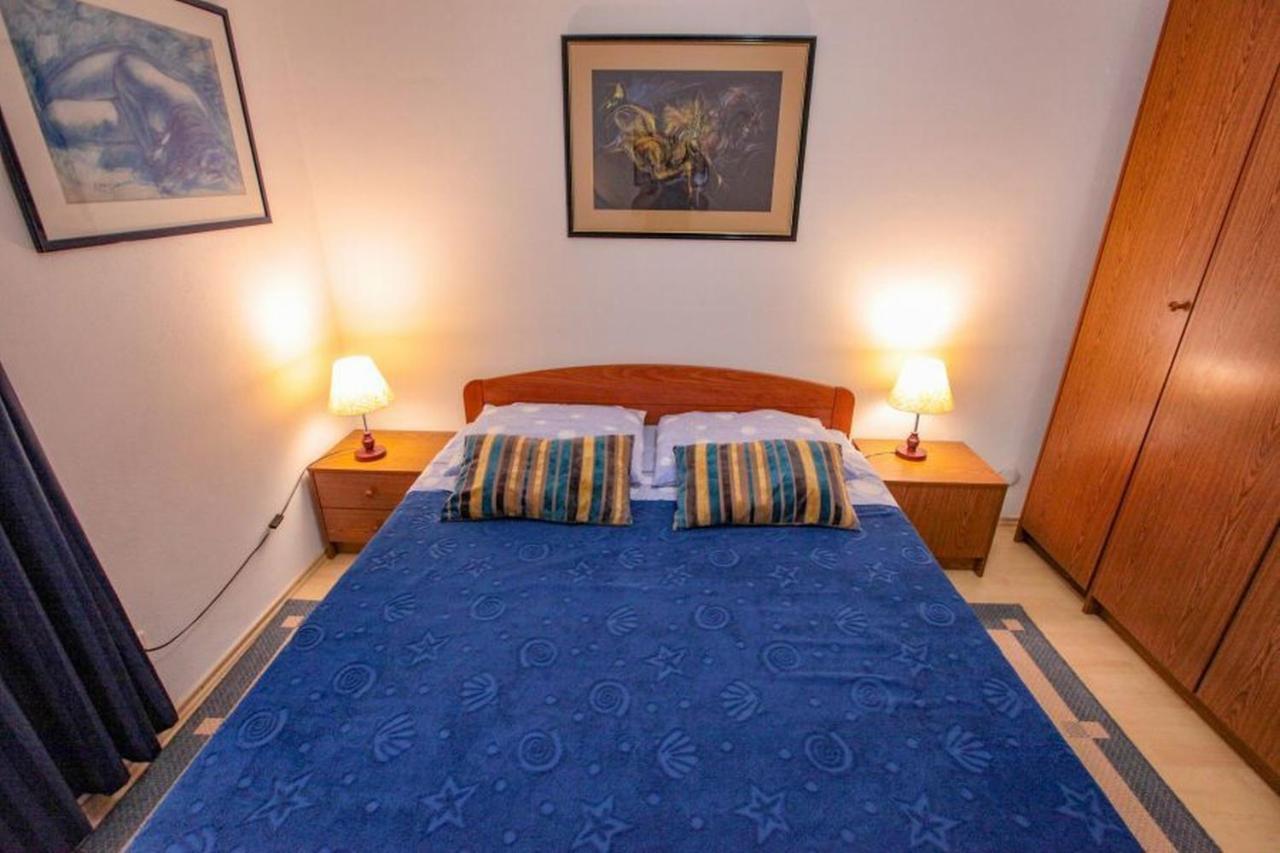 Apartament Vila Pinet Brist Zewnętrze zdjęcie